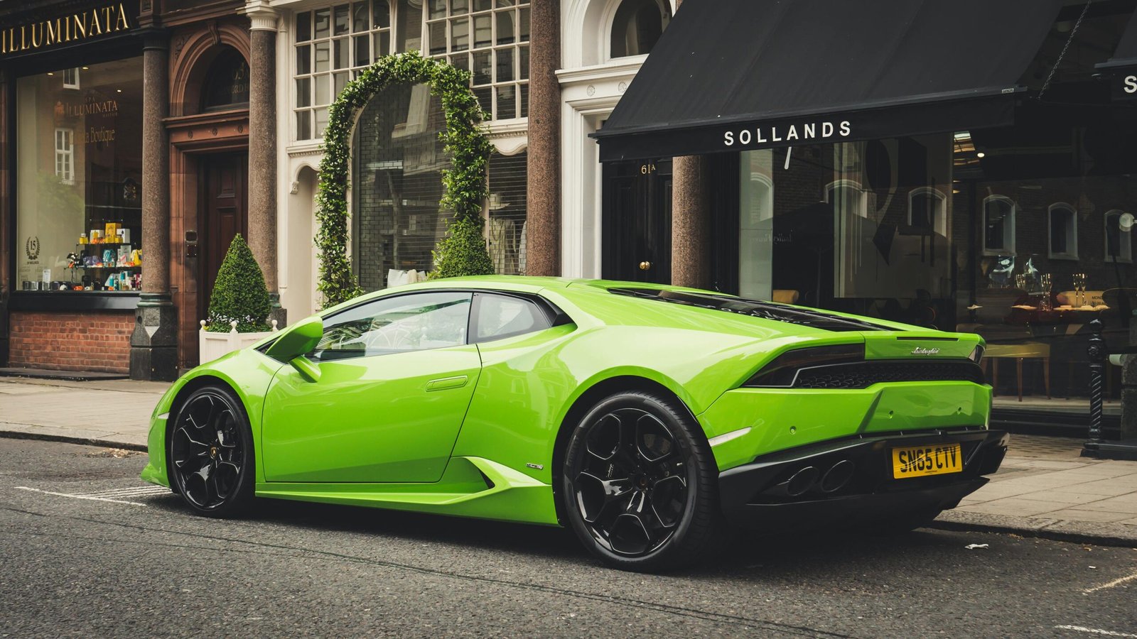 Prestige Car Brands in the UK: A Guide to Luxury Automotive Excellence